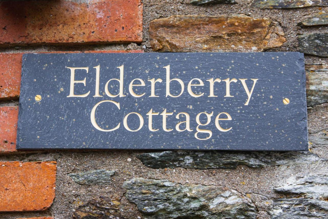 Polrunny Farm Elderberry Cottage With Sea View 보스캐슬 외부 사진